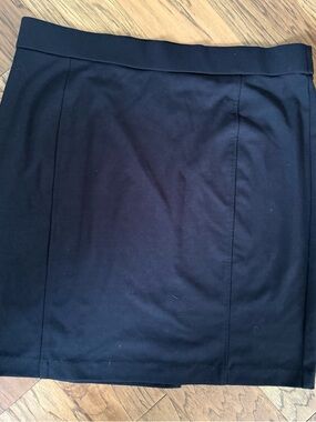 Avenue Black Pencil Skirt